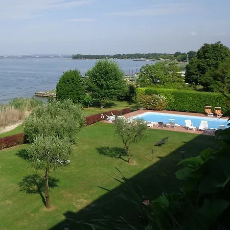 Bmp Orchidea Piscina, Giardino E Con Molo 度假居
